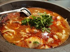 -灶知轩湘西石锅鱼(万佳广场店)