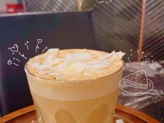 椰香拿铁-大酉·M Coffee(北京美术馆店)