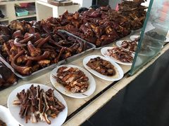 -万春卤菜(天乡后街步行街店)
