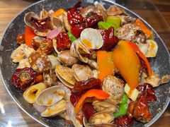 -巴厘龙虾·榜首油焖大虾(音乐学院·沿江酒馆店)