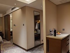 -广州中心皇冠假日酒店