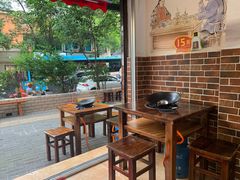 -黔老锅地摊火锅(盐务街店)