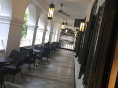 大堂-星巴克臻选(广州沙面店)