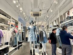 -百联奥特莱斯广场(南京店)