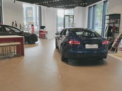 -TESLA 特斯拉(上海太古汇体验店)