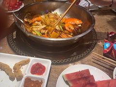 -七欣天香辣蟹火锅(上海银亿滨江店)