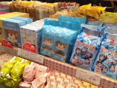 零售区-良品铺子(五角场万达店)