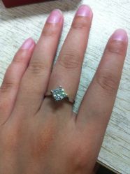 -威德钻石-克拉钻大本营(南京东路店)