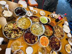 -邱金小炒·30 年盐帮江湖菜(自贡店)