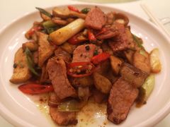 腊肉炒香干-禾珍珠家常小馆(河南博物院店)