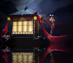 -九月鹰飞汉服摄影工作室