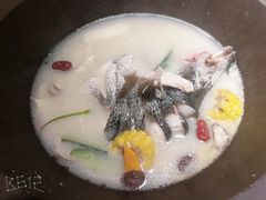 -咕嘟草帽鱼·牛奶一样的鲜鱼汤(包河万达广场创始店)