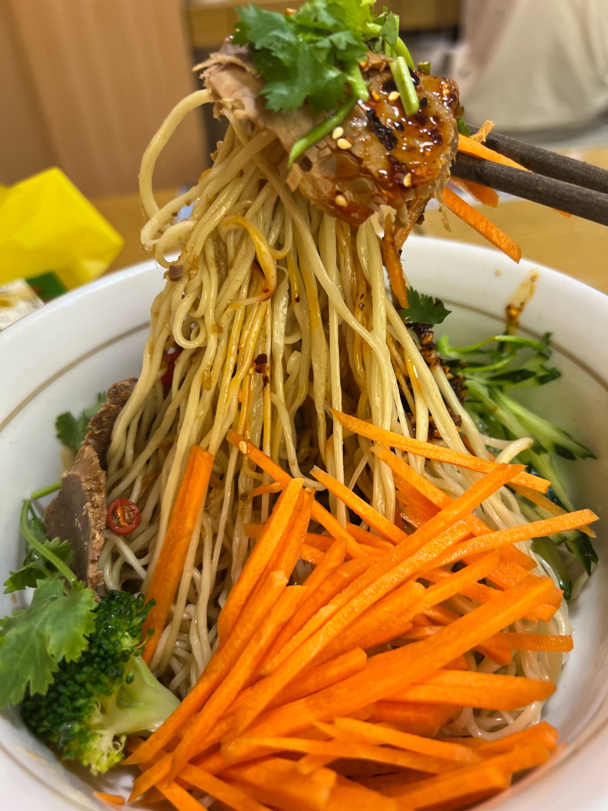 分享牛肉凉面面美味