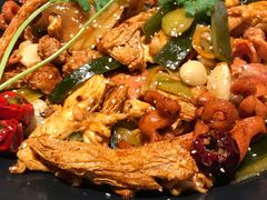 -风光老灶麻辣香锅(大成路翠微百货店)