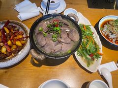 -隔壁老王·家常云南菜(花巷店)