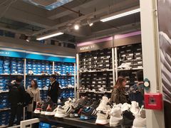 -五环Outlets(高新工厂店)