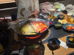 -湊湊火锅·茶憩(南京东路悦荟店)