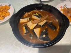 臭豆腐大肠煲-眷江南之小蓝鲸(王府大街店)