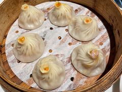 蟹粉小笼包-绿波廊(豫园店)