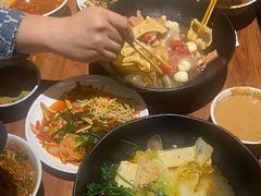 -万记麻辣烫国展总店
