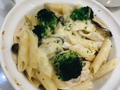 -丽莎沙拉轻食餐厅(国贸店)