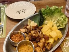 烤猪颈肉佐菠萝紫苏叶-Blac+Blac(中海环宇荟店)