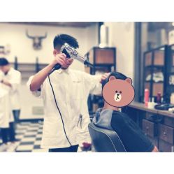 -MARTIN'S BARBER SHOP男士理发馆