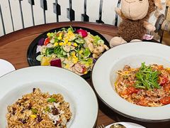 -Rabbit Cafe私房西餐甜点咖啡(栖霞路店)