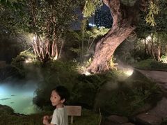 -Chom Cafe and Restaurant