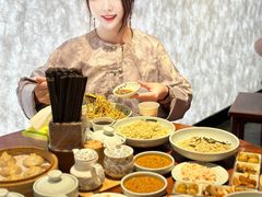 -裕兴记•蟹黄面馆(人民广场店)