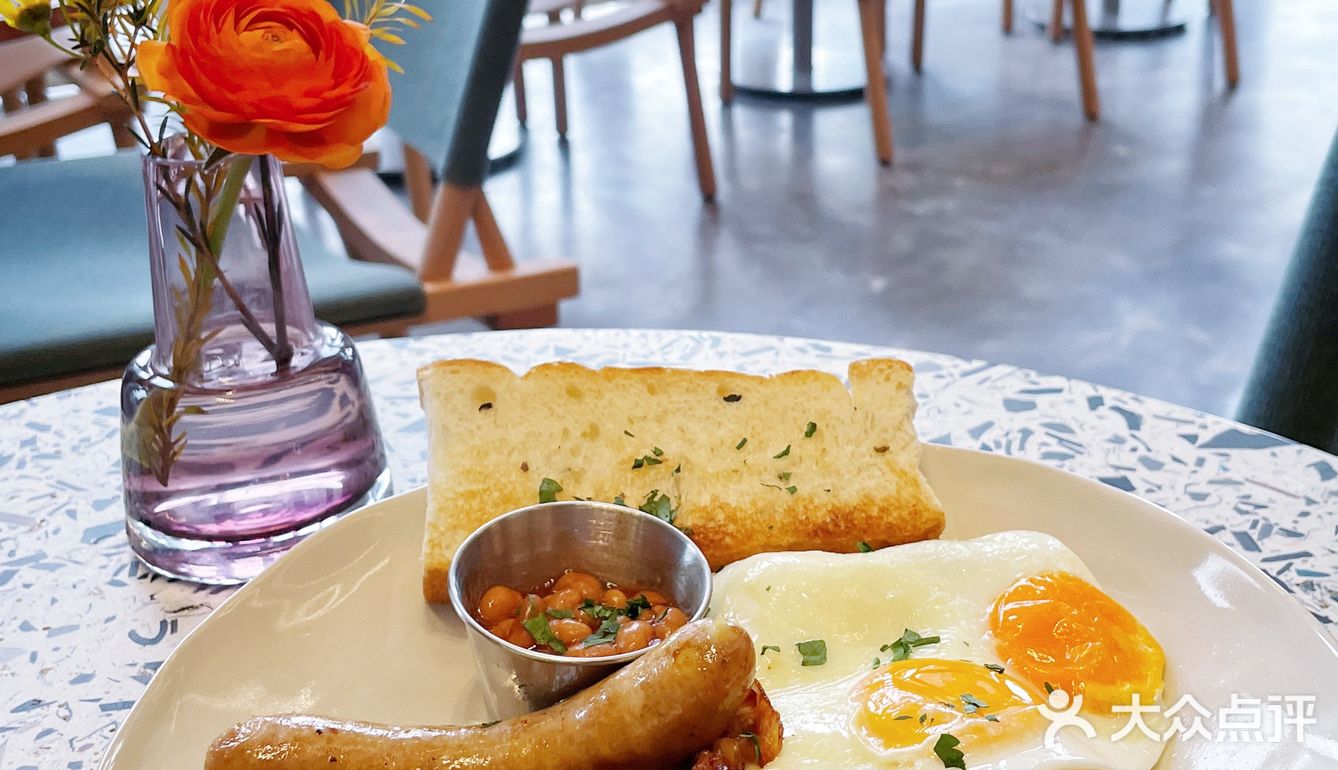 不穿正式点都不敢进这家gaga😅