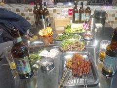 -马路牙子烧烤音乐酒馆(望京店)
