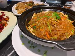 XO酱海皇粉丝煲-龙凤点心饼家·39年老字号(松岗店)