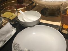 -余欢领鲜火锅(新街口店)
