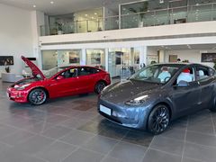 -TESLA 特斯拉(北京南四环中路特斯拉中心)