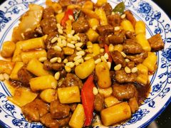 松子牛肉炒年糕-兔爸私家小厨(新北万达店)