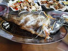 -阿浪海鲜连锁加工店(B栋2排1号火车头店)