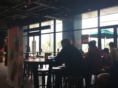 大堂-星巴克(漕河泾2店)