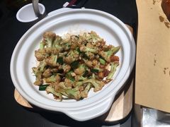 -鸽子侯·家宴·平价海鲜(市图书馆店)