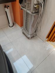 -润复丝·泽发防脱头皮管理