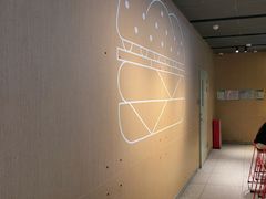 -麦当劳(中二横路店)