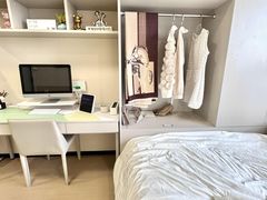 -东方体育中心(地铁站)