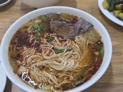 -十二忠手拉面(中华路店)