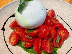 布拉塔卡布里沙拉-The Diner X餐厅(青岛万象城店)