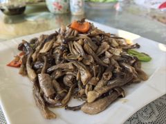 混炒蘑菇-天天向上素食餐厅(五台山店)