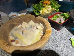 -云荷里·蒸汽石锅鱼·云南菜(中发百旺店)
