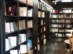 android_upload_pic-钟书阁(松江泰晤士小镇店)