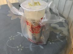-沪上阿姨鲜果茶(华新大街店)