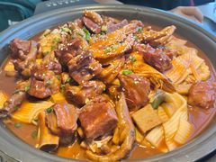 -徐记小怪兽肉蟹煲(中央大街店)