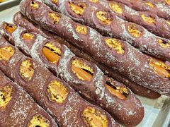 桑葚芥末籽巨肉长肠法棍-PAPER STONE BAKERY(天汇广场店)
